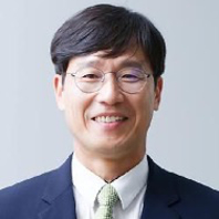 Kyoungwoo Lee